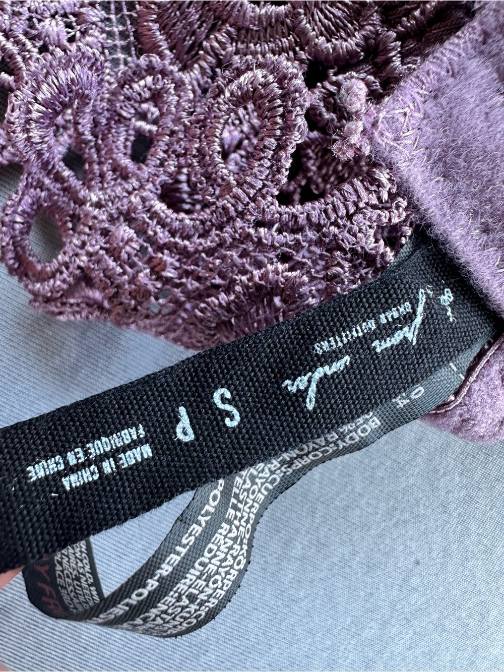 π5 for $45π Urban Outfitters Out From Under Sydney Lace Trim Bralette Size S - Picture 5 of 5